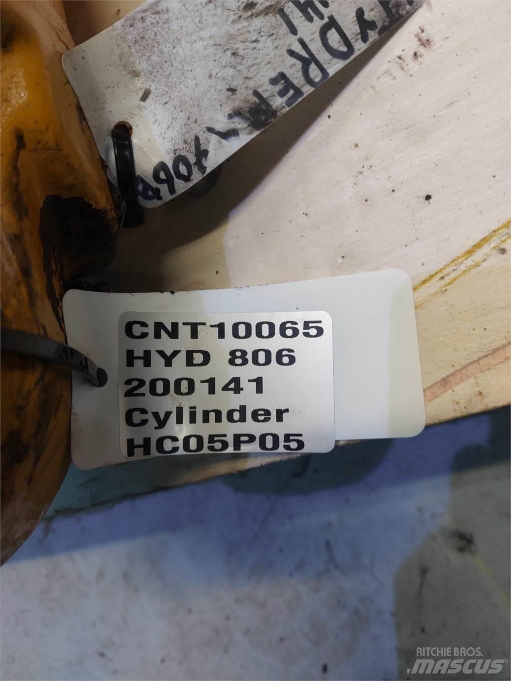Hydrema 806 反向鏟