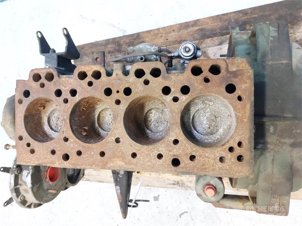Hydrema 806 引擎/發動機