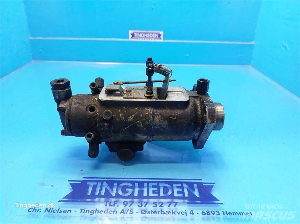 Hydrema 806 引擎/發動機