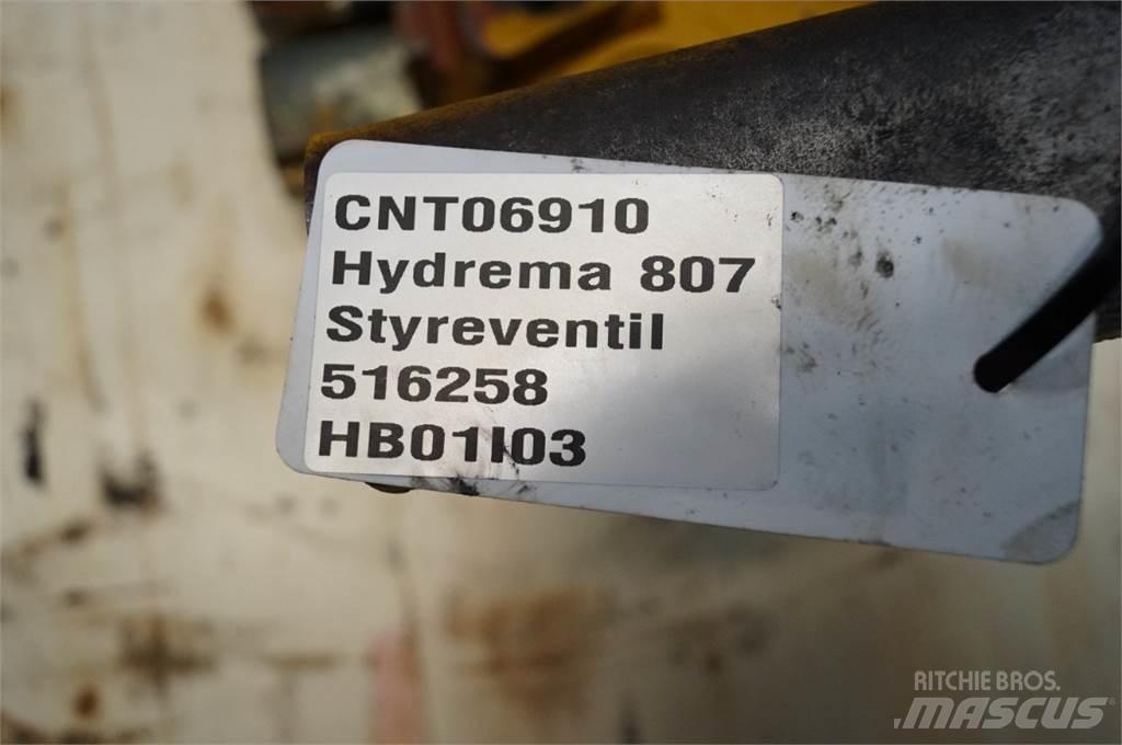 Hydrema 807 油壓