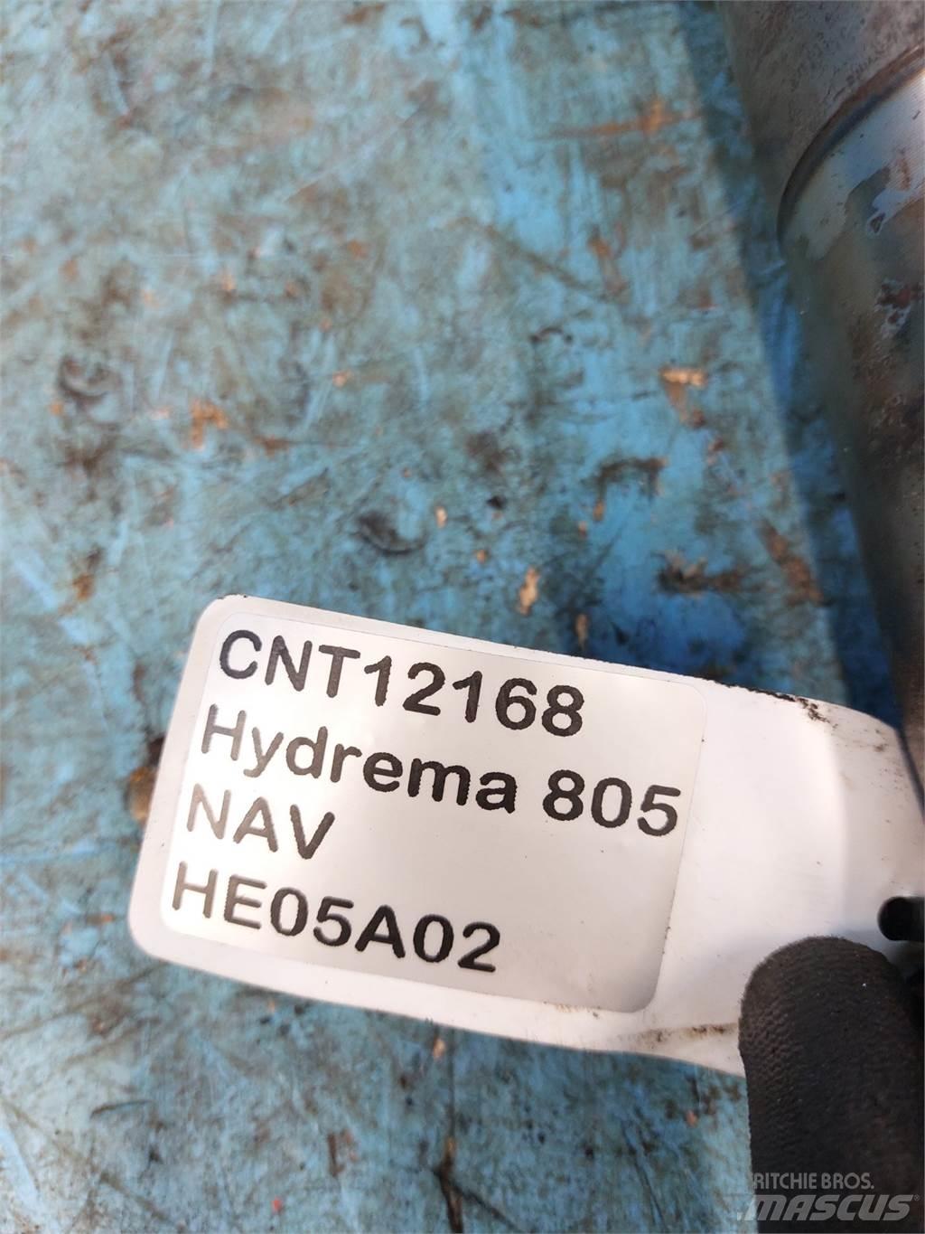 Hydrema 807 吊桿和鏟斗