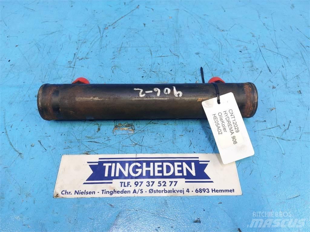Hydrema 906 散熱器/水箱
