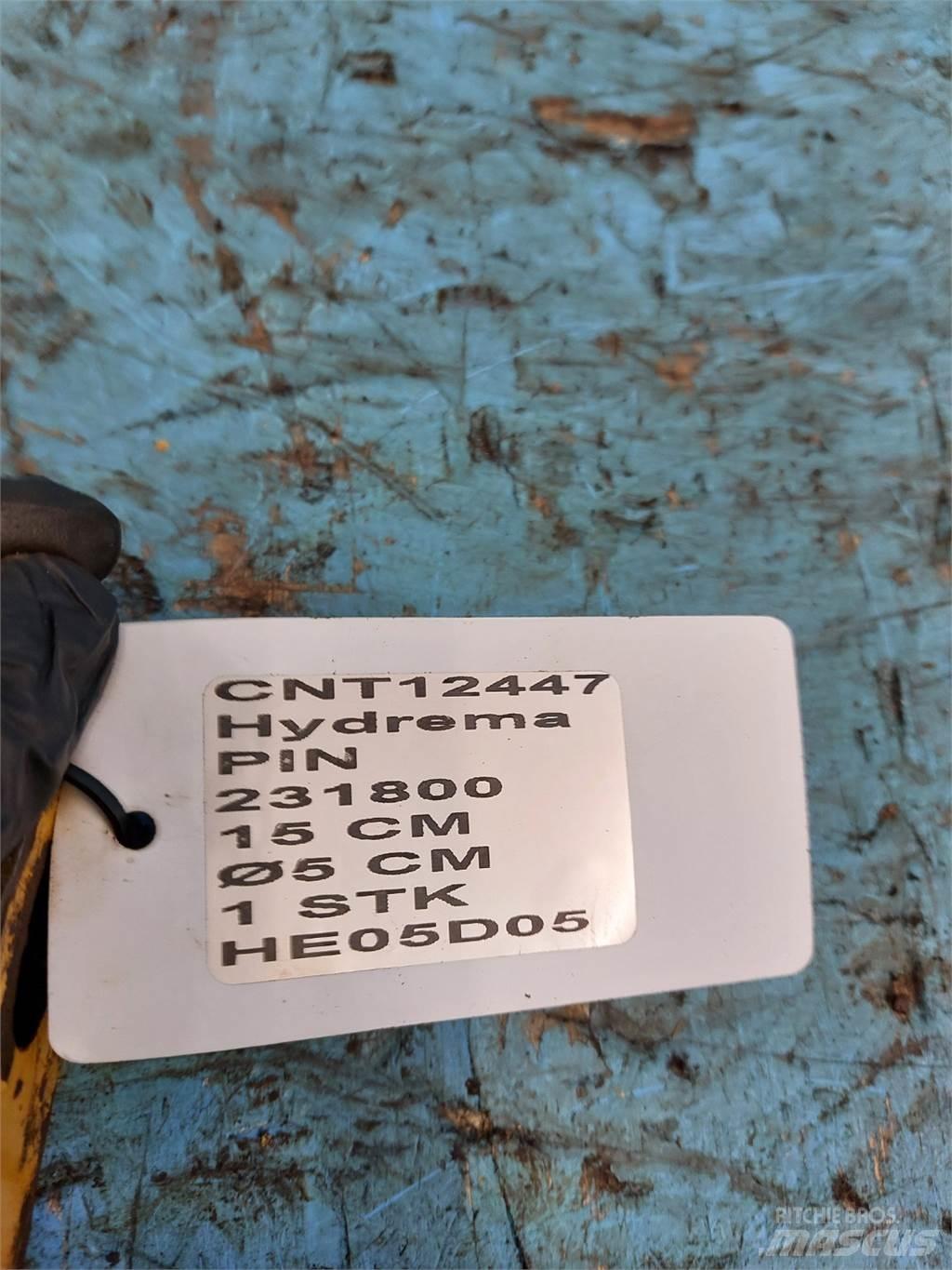 Hydrema 906 反向鏟