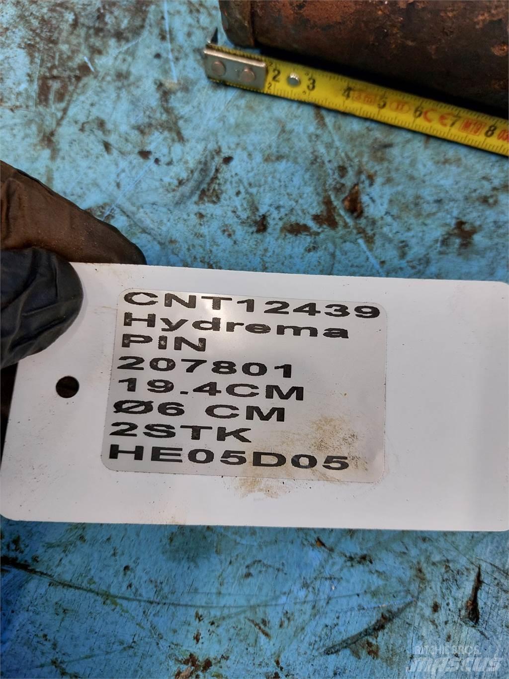 Hydrema 906 反向鏟