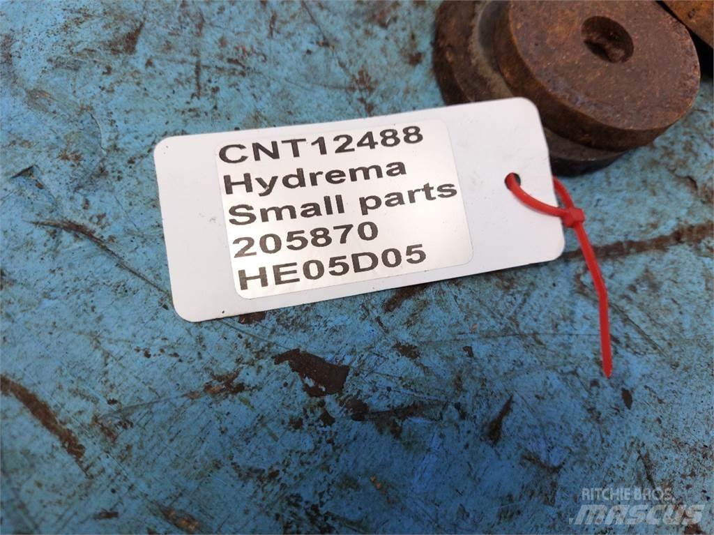 Hydrema 906 反向鏟
