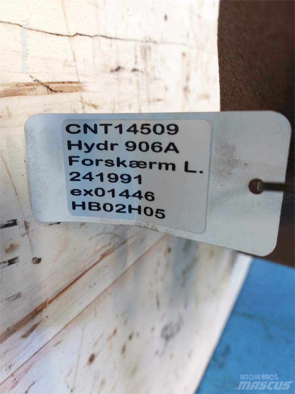 Hydrema 906A 篩分機