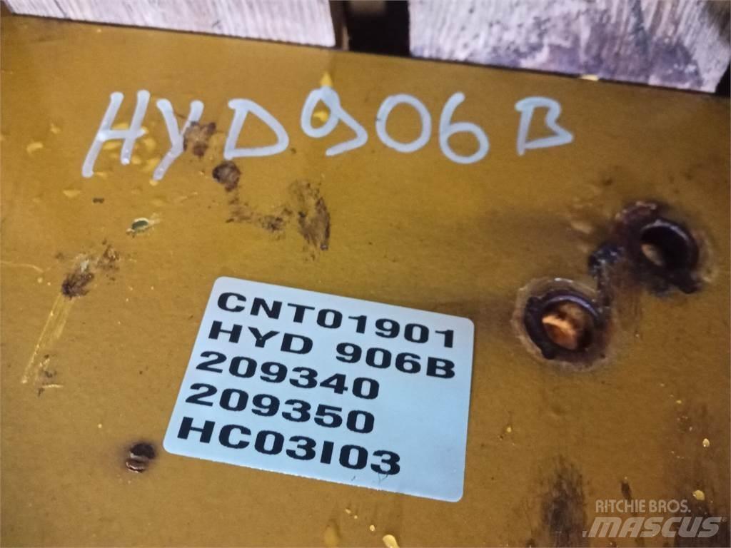 Hydrema 906B 吊桿和鏟斗