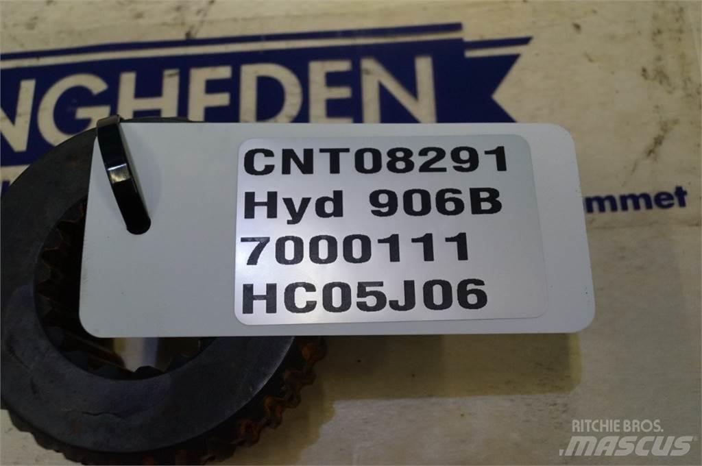 Hydrema 906B 軸