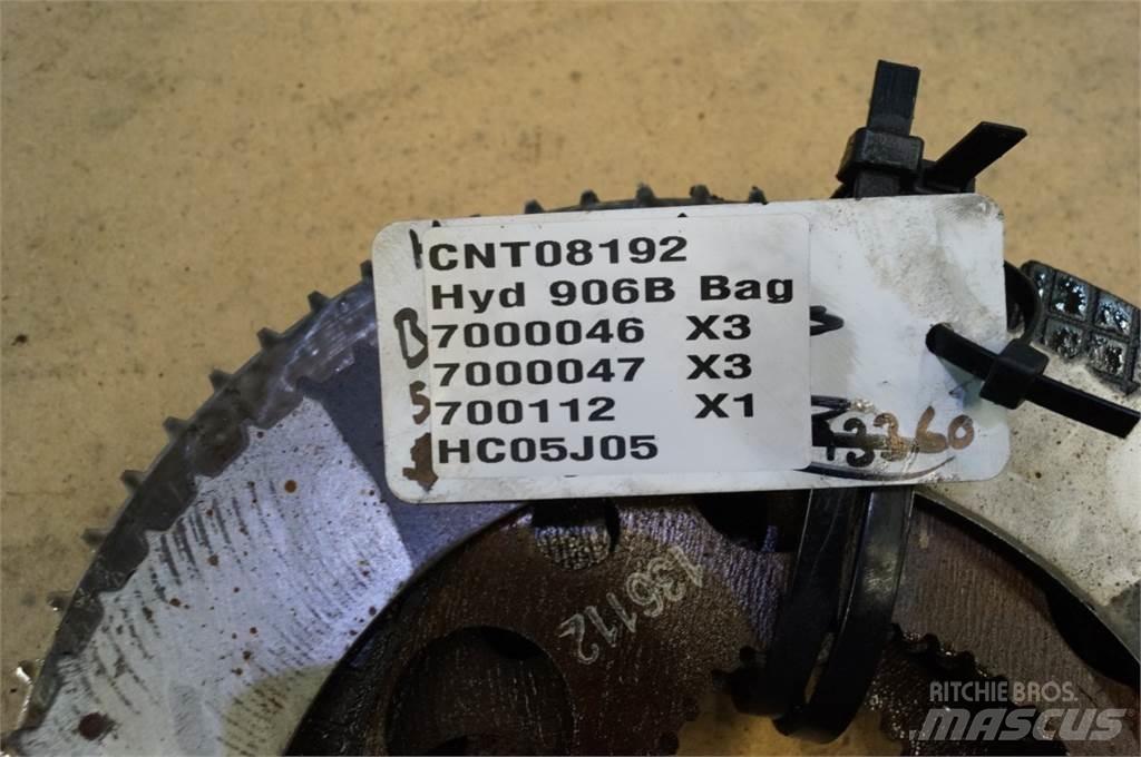Hydrema 906B 軸