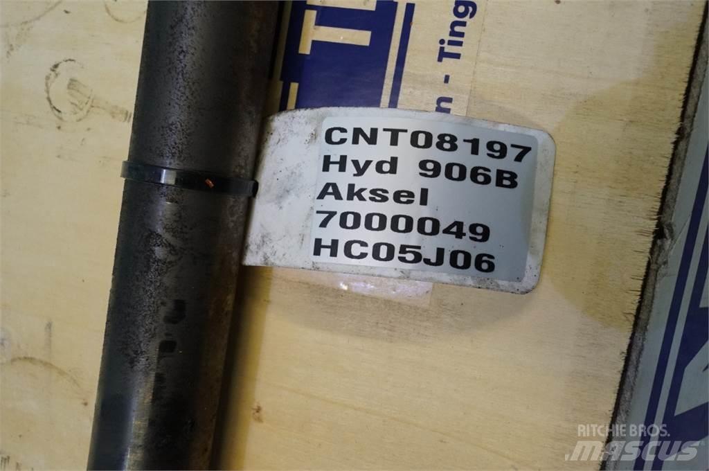 Hydrema 906B 軸