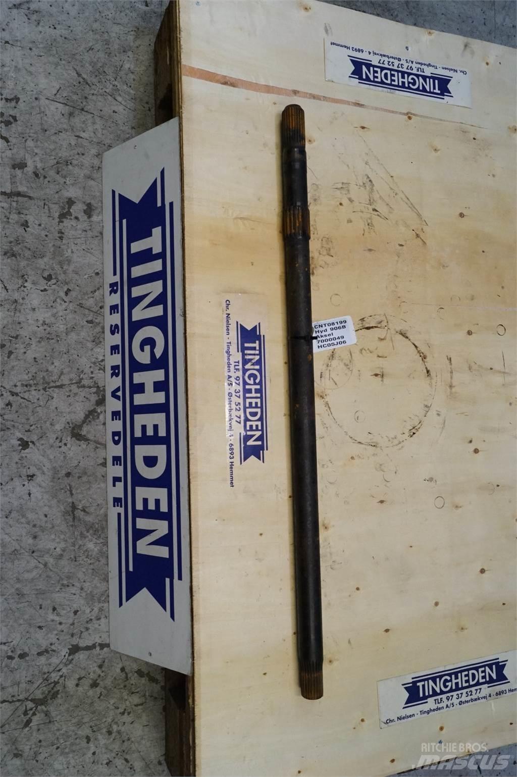 Hydrema 906B 軸