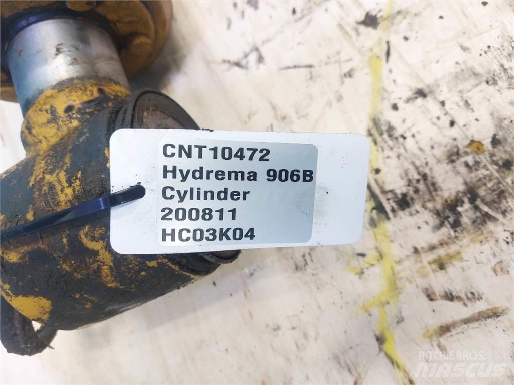 Hydrema 906B 吊桿和鏟斗