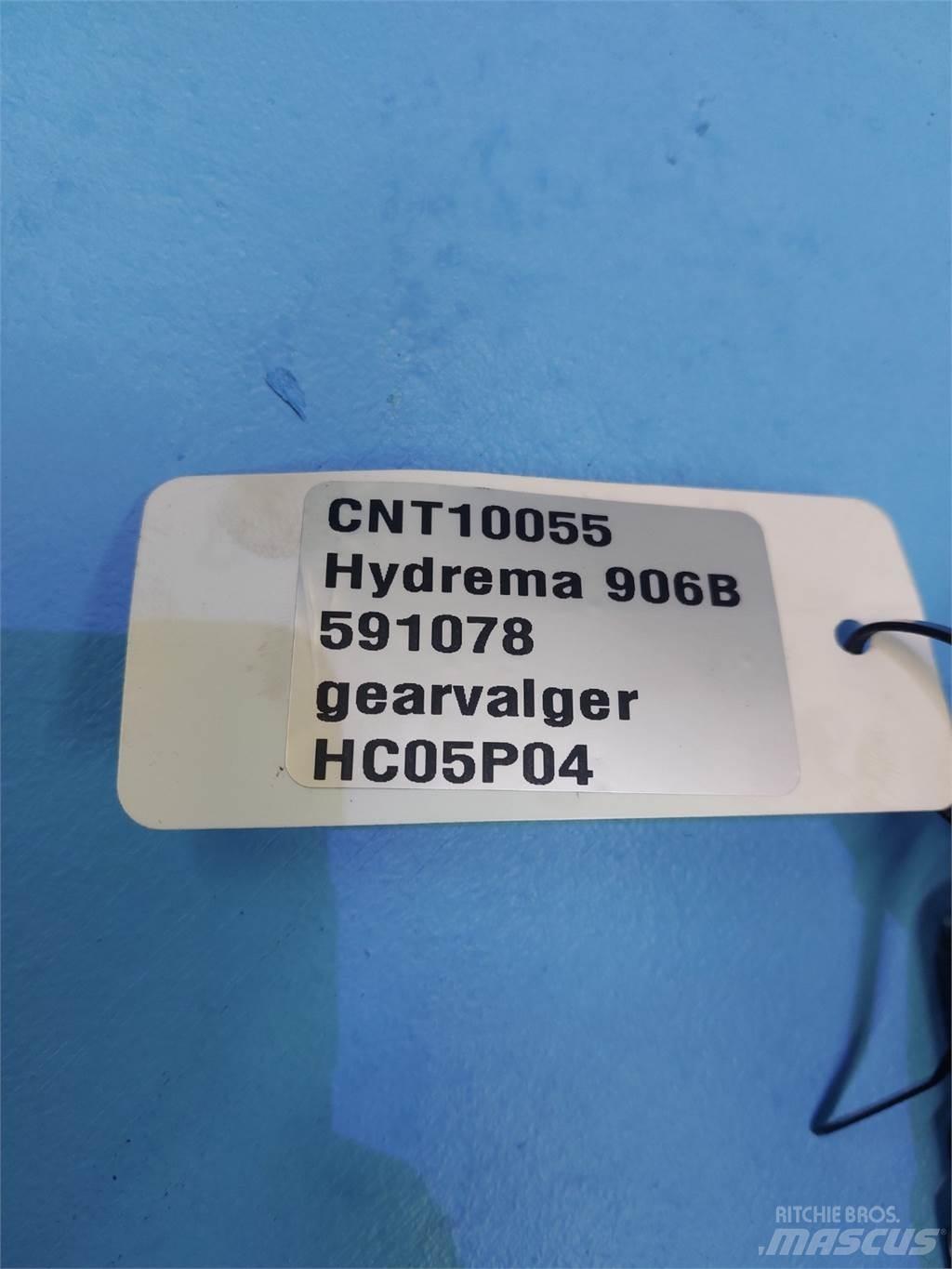 Hydrema 906B 電子設備