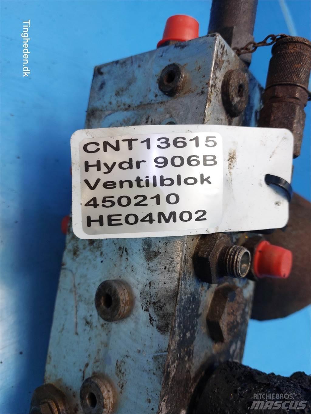 Hydrema 906B 油壓