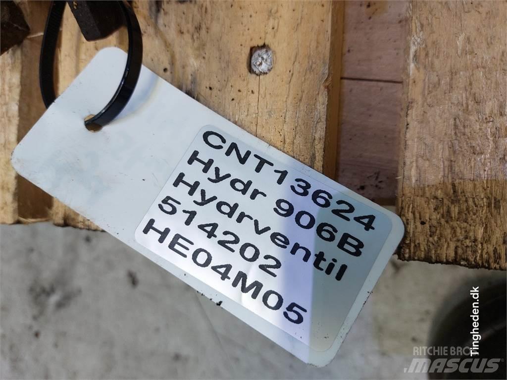 Hydrema 906B 油壓