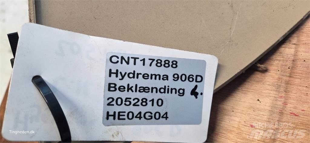 Hydrema 906D 駕駛室與內部