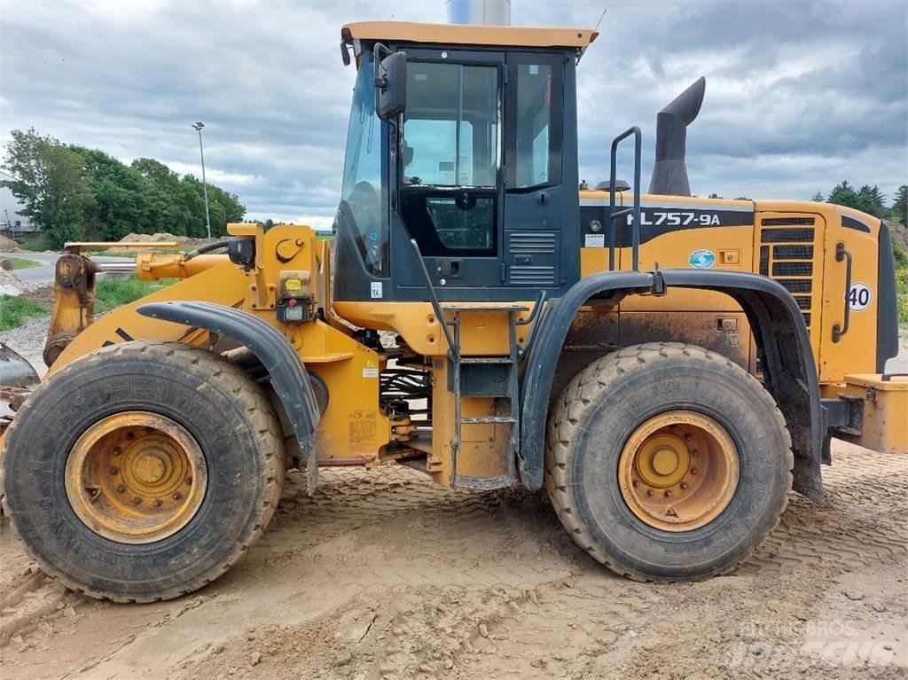 Hyundai HL757-9A 輪胎式裝載機
