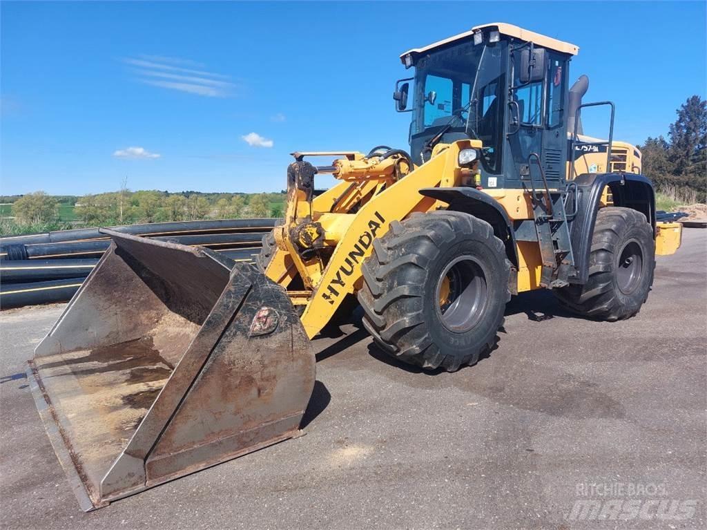 Hyundai HL757-9A 輪胎式裝載機