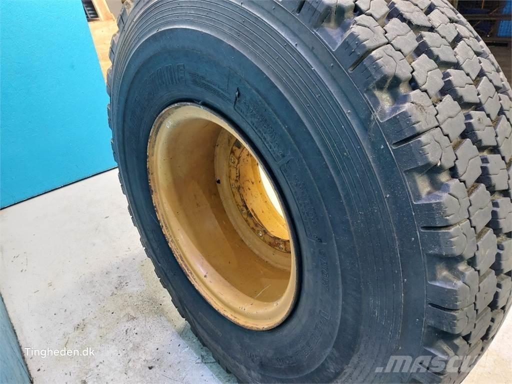 JCB 25 20.5R25 輪胎、車輪和輪圈