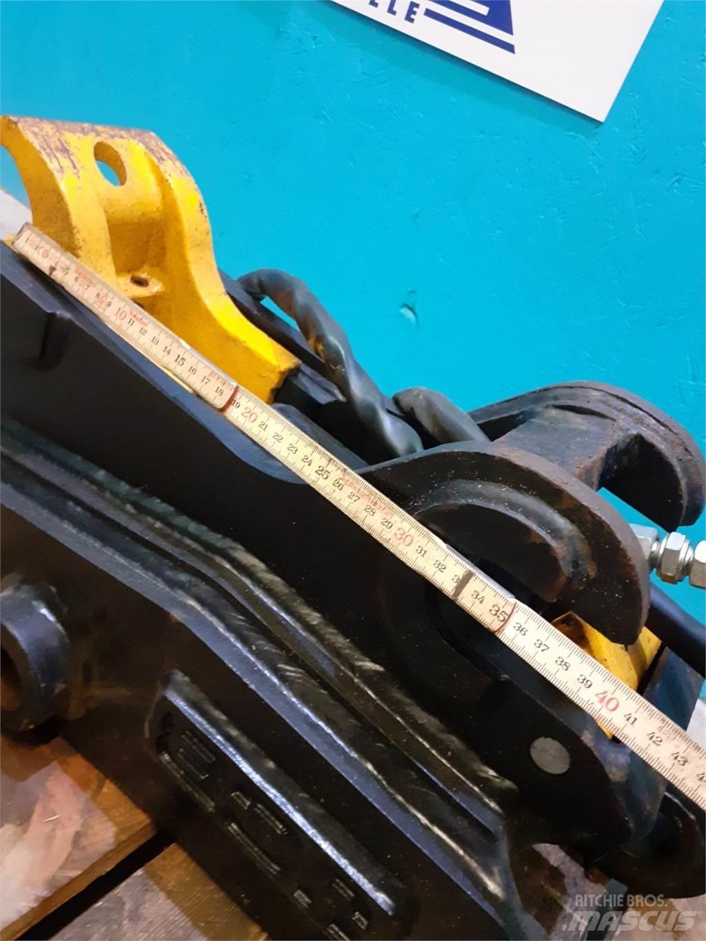JCB 4CX 快速連結器