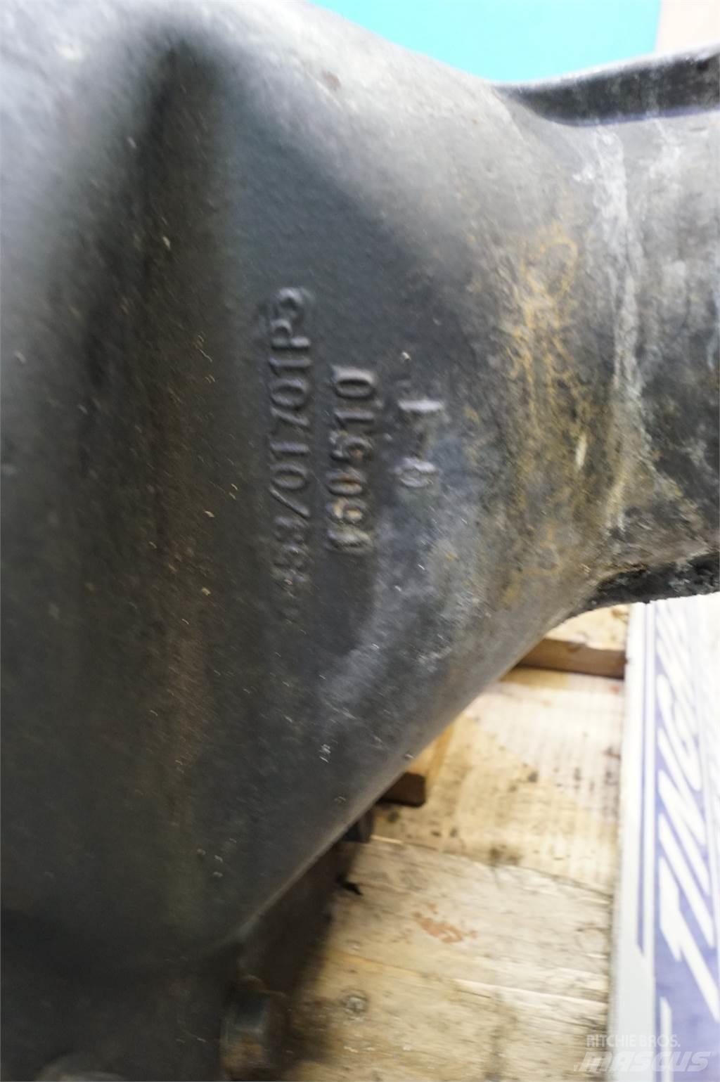 JCB 4CX 軸