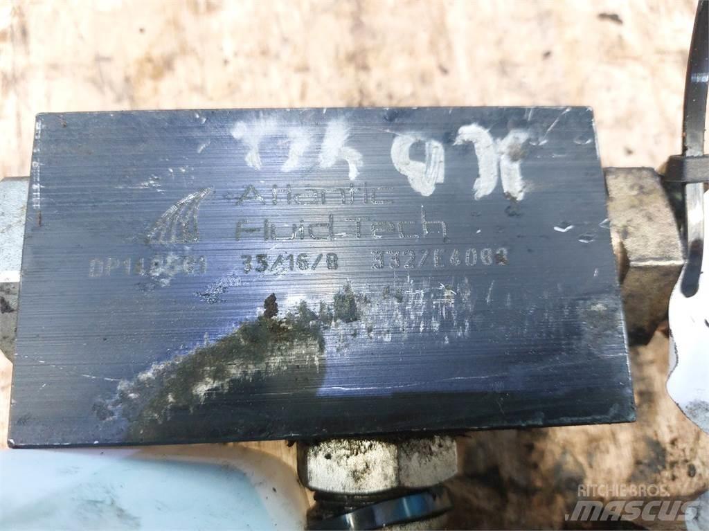 JCB 4CX 油壓
