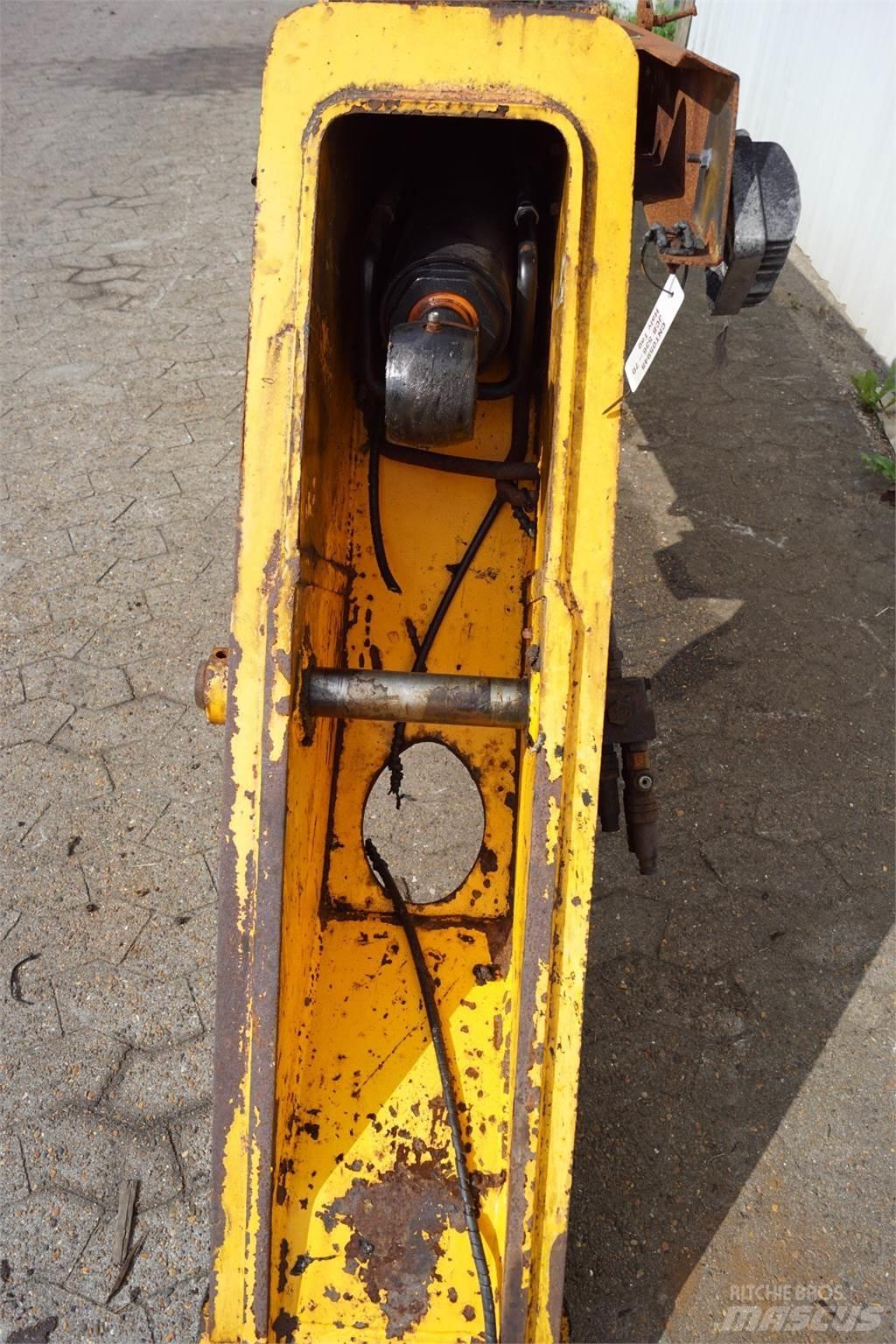 JCB 536-70 吊桿和鏟斗
