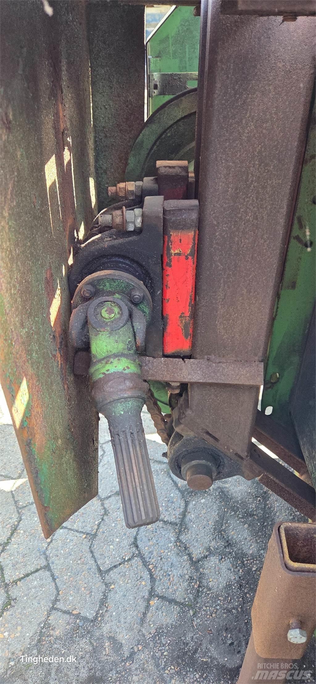 John Deere  聯合收穫機配件