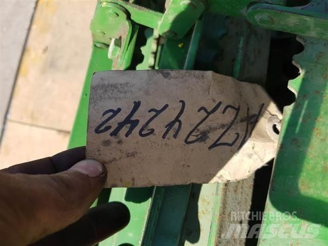 John Deere 1052 聯合收穫機配件