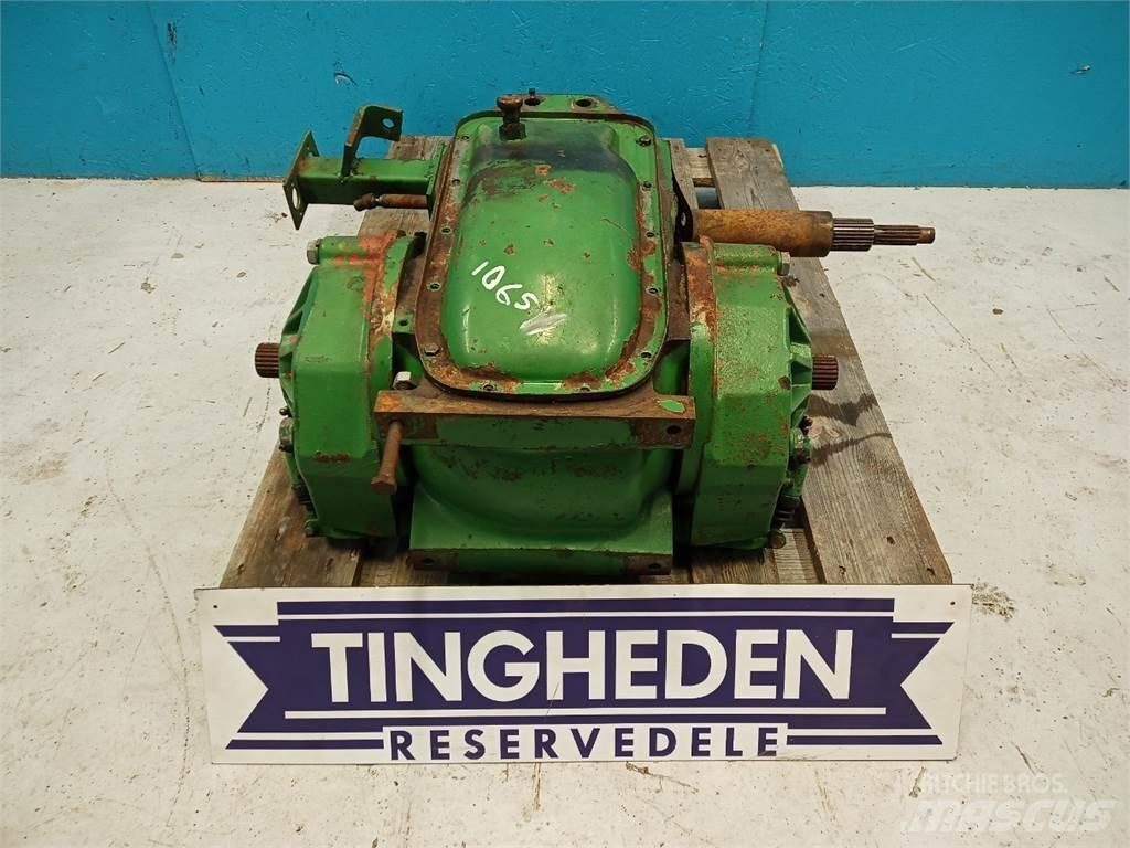 John Deere 1065 傳動裝置