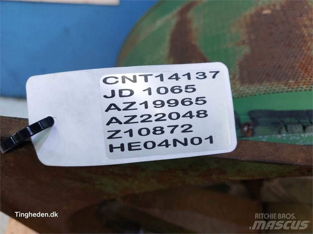 John Deere 1065 散熱器/水箱