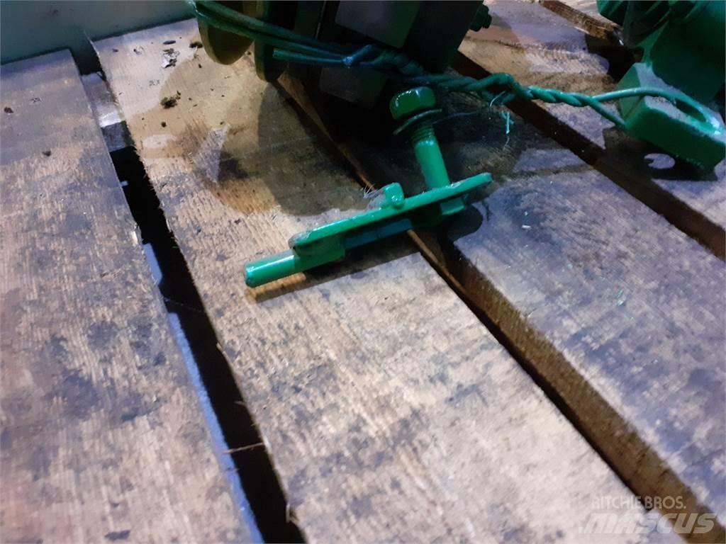 John Deere 1075 聯合收穫機配件