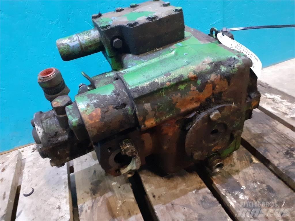 John Deere 1075 油壓