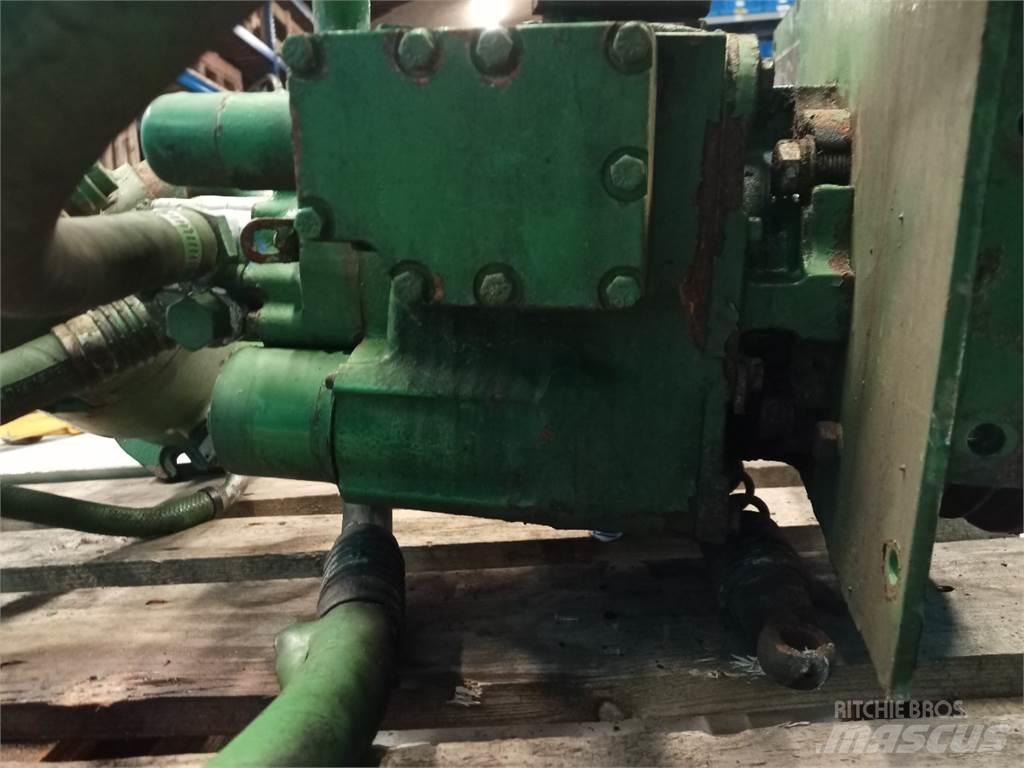 John Deere 1085 油壓