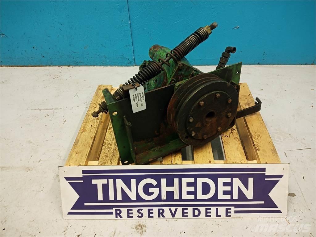 John Deere 1085 油壓
