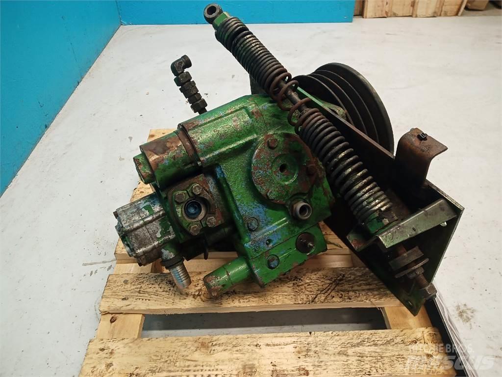 John Deere 1085 油壓