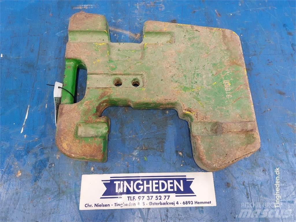 John Deere 1120 前配重塊