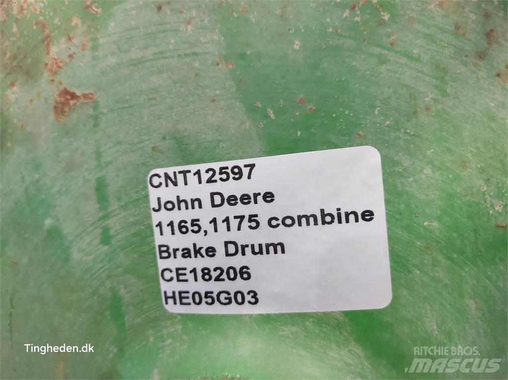 John Deere 1165 傳動裝置
