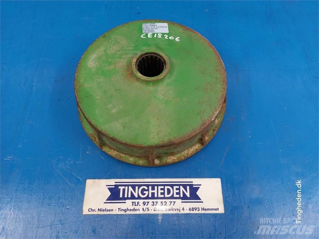 John Deere 1175 傳動裝置
