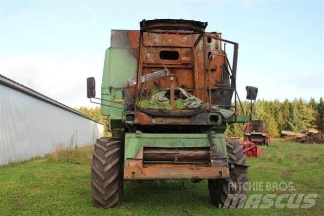John Deere 1177 聯合收穫機