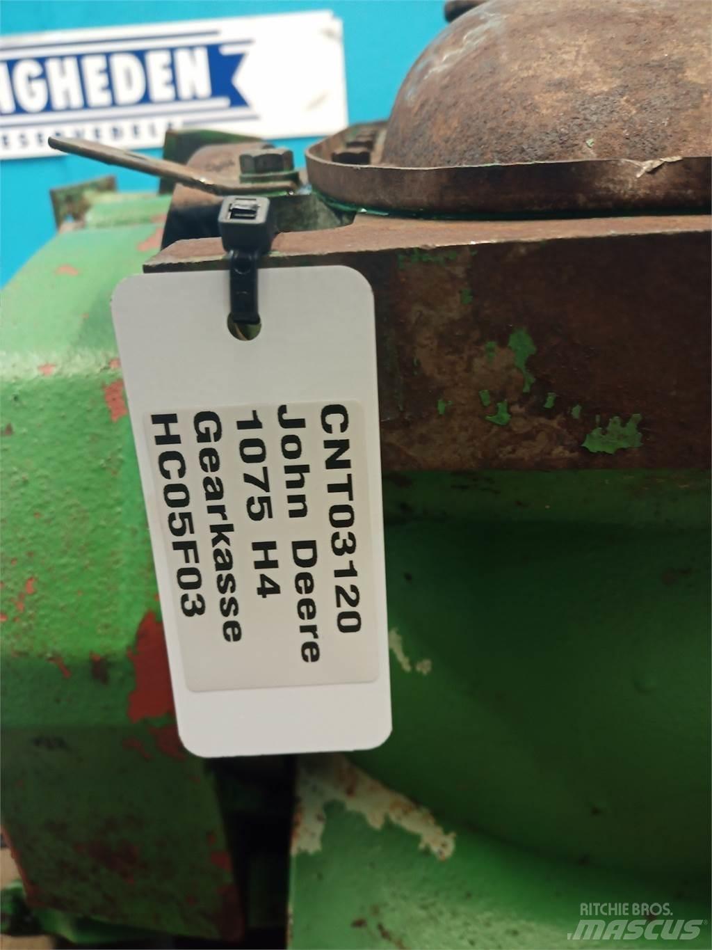 John Deere 1177 傳動裝置