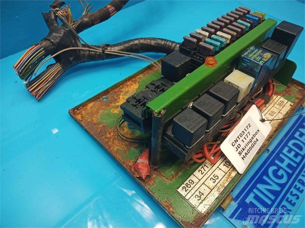 John Deere 1177 電子設備