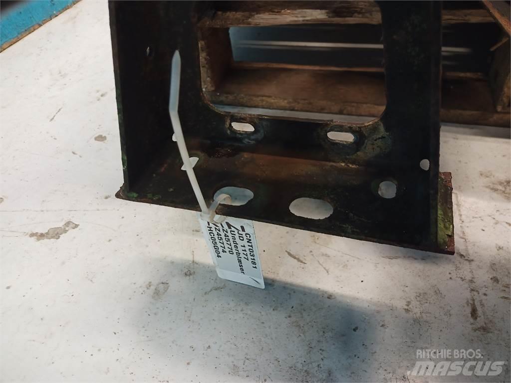 John Deere 1177 砂鹽撒布機