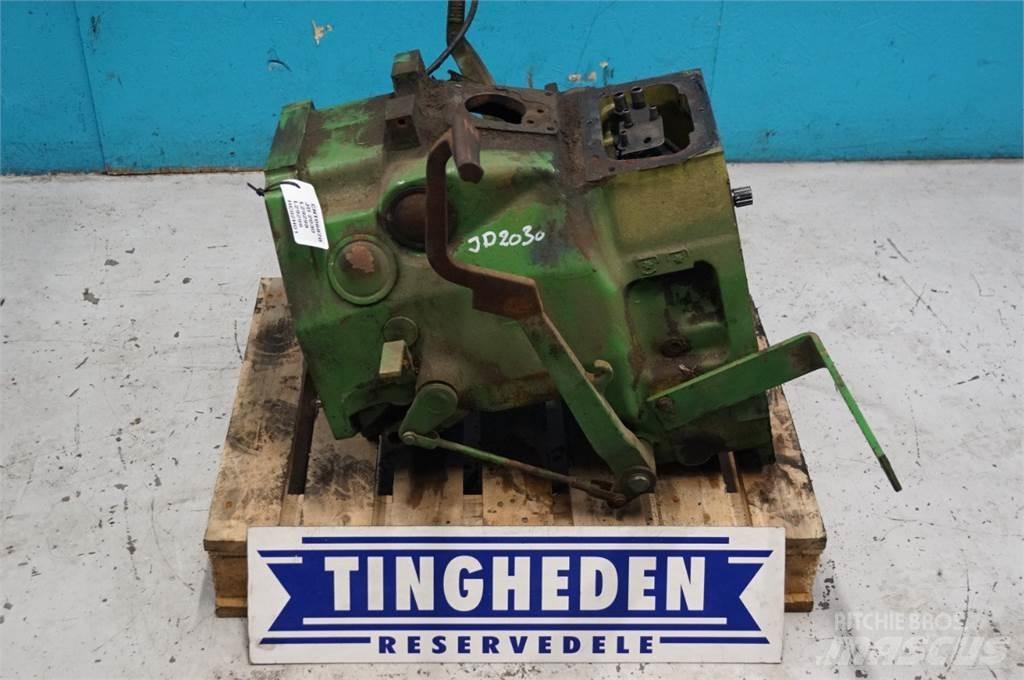 John Deere 2030 傳動裝置
