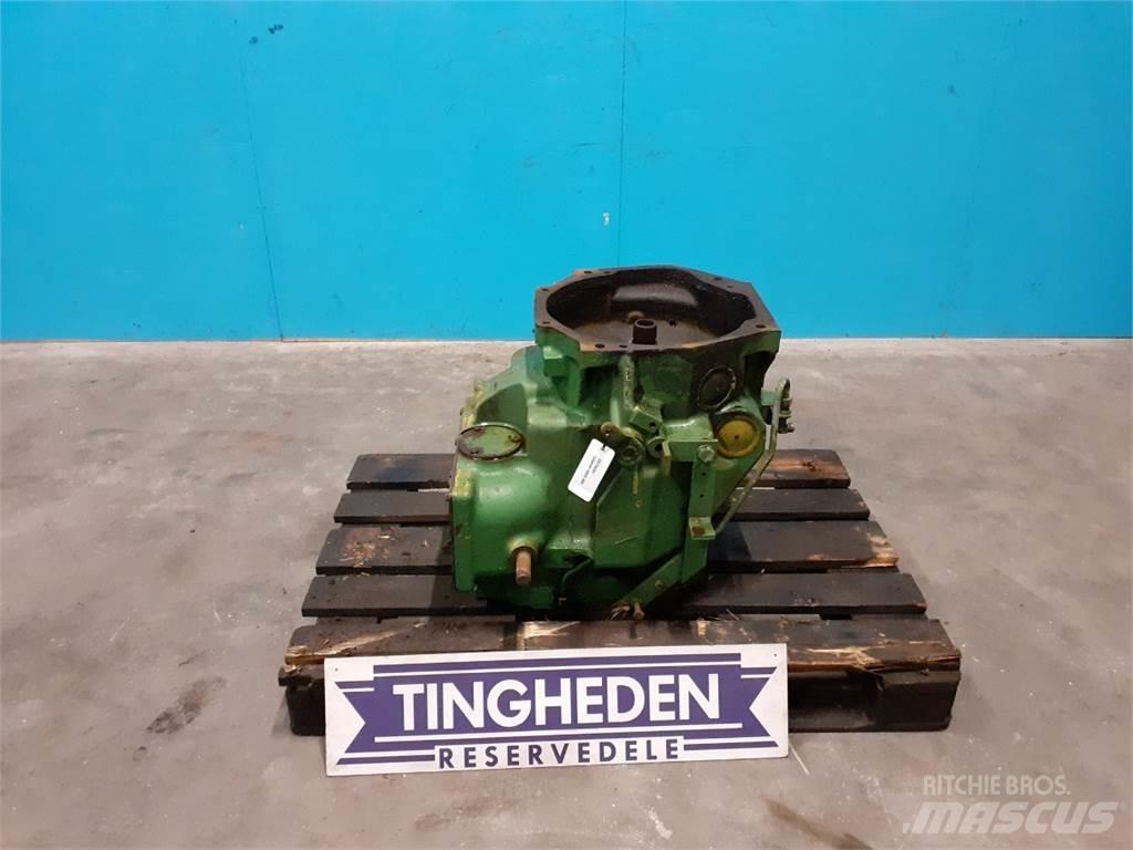 John Deere 2040 傳動裝置