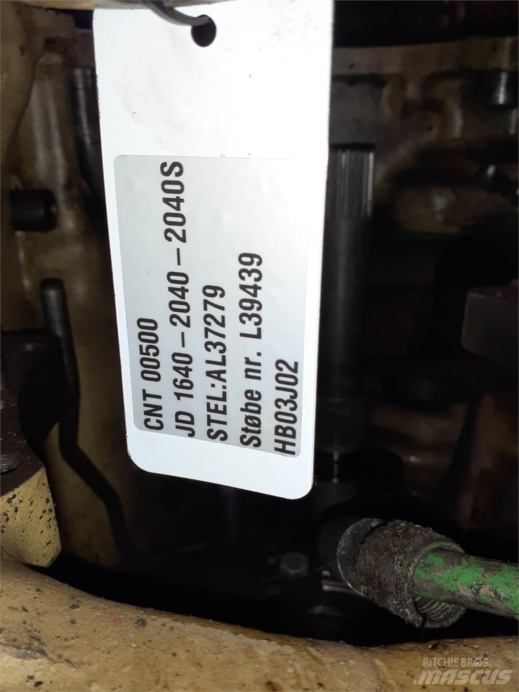 John Deere 2040 傳動裝置