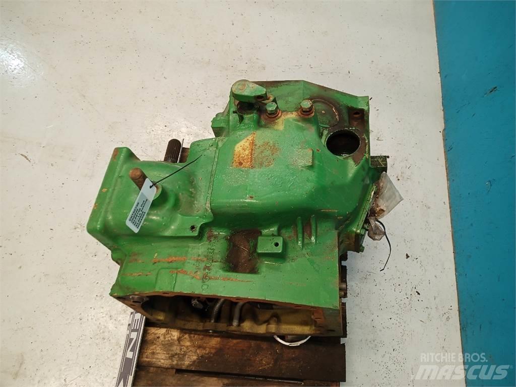 John Deere 2040 傳動裝置