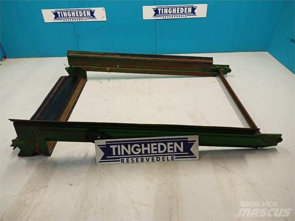 John Deere 2054 砂鹽撒布機