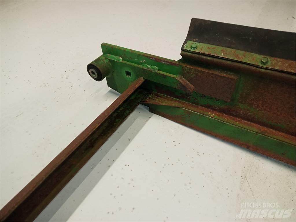 John Deere 2054 砂鹽撒布機