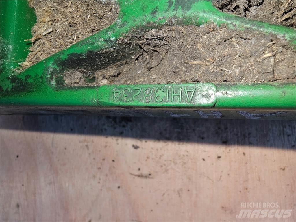 John Deere 2054 砂鹽撒布機